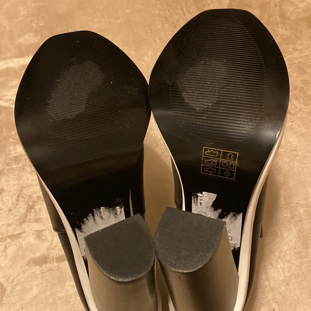 TopShop Premium Black Leather Heels - Picture 6 of 6